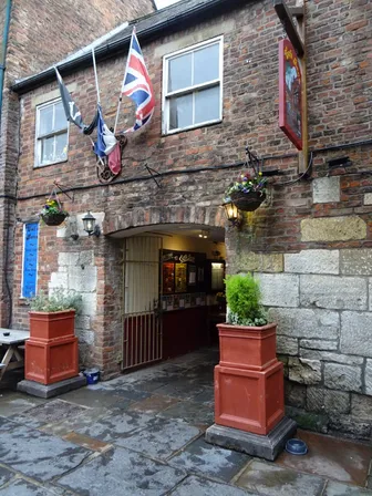Café René in Gloucester