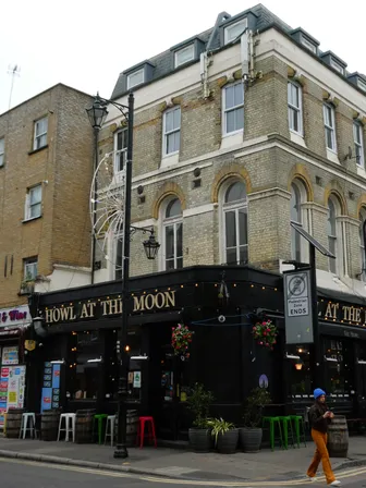 Howl at the Moon in Westminster
