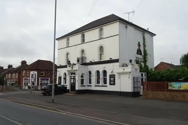 The New Fox Inn in Ashford