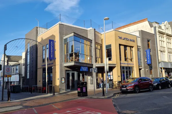 The Layton Rakes - JD Wetherspoon in Blackpool