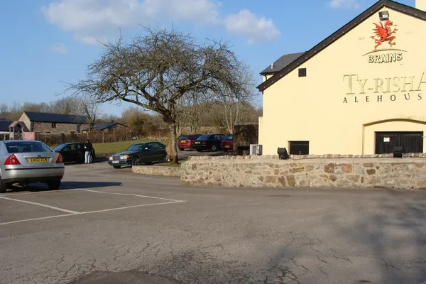 Ty-Risha Alehouse in Bridgend