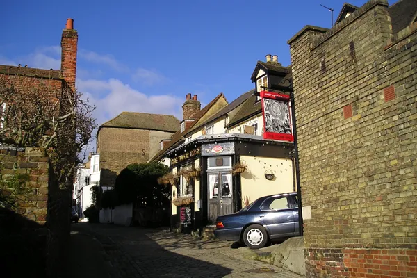 Tudor Rose in Chatham