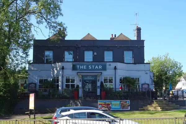 The Star in Chatham