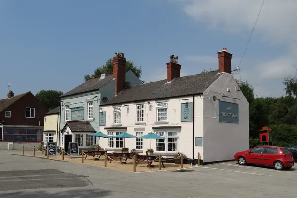 The Three Cottages in Chesterfield