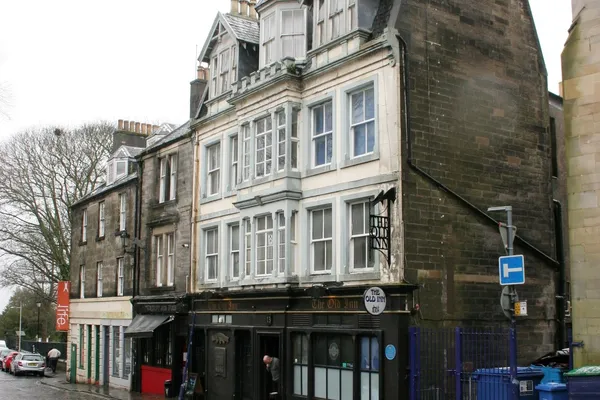 The Commercial Inn in Dunfermline