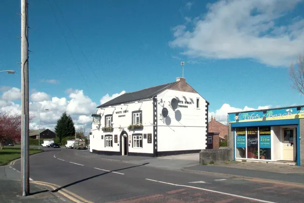 The White Swan in Ellesmere Port
