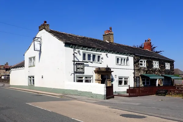 Hare & Hounds in Halifax