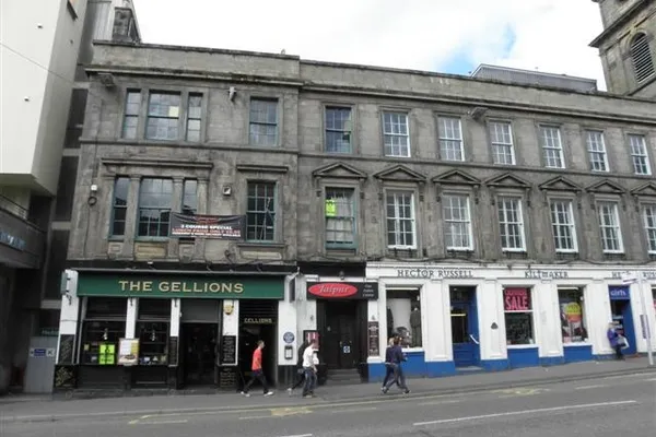 Gellions Bar in Inverness