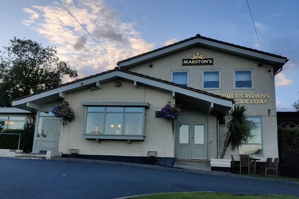 Three Crowns & Sugar Loaf in Kidderminster