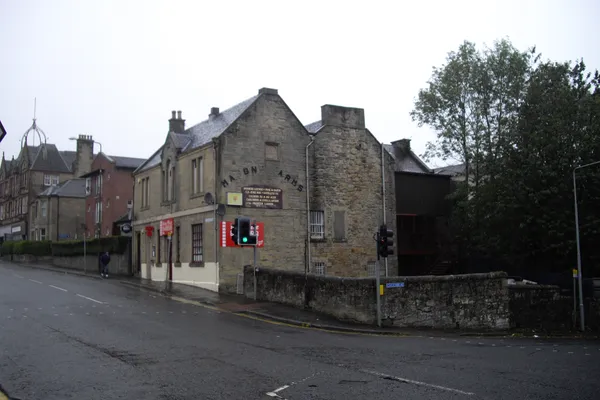 Commercial Inn in Livingston