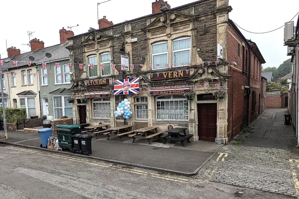 The Lyceum Tavern in Newport