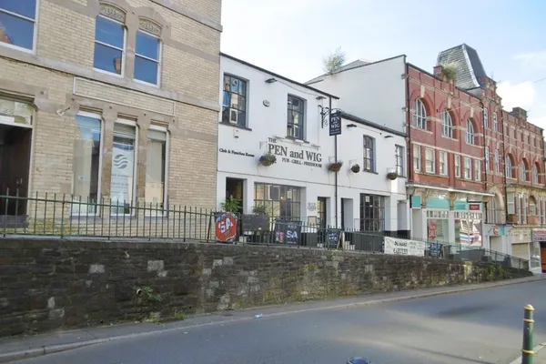 Pen & Wig - JW Bassett Pub in Newport