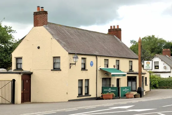 The Crown & Shamrock Inn in Newtownabbey