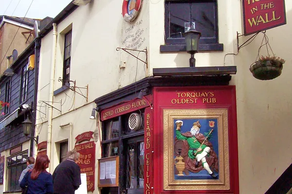 The Hole In The Wall in Torquay