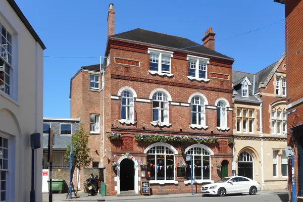 The Old Coffee Tavern in Warwick