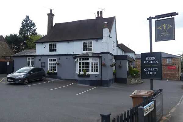 The Three Crowns in Watford