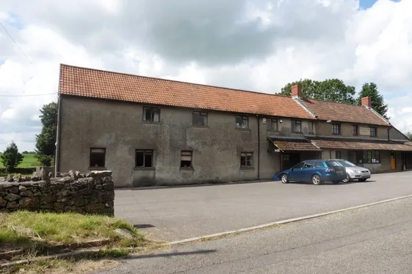 The Hunters Lodge Inn in Wells