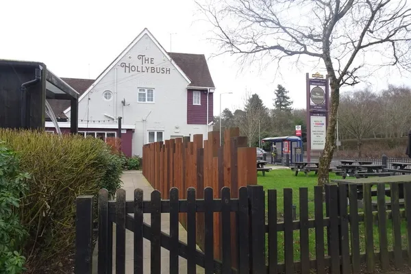 Hollybush Wolverhampton in Wolverhampton