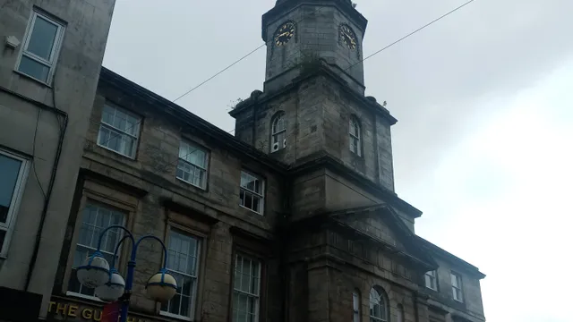 The Guildhall & Linen Exchange (Wetherspoon) in Dunfermline