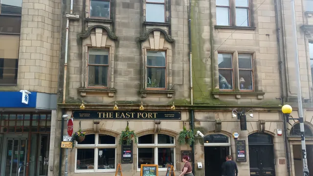 East Port Bar in Dunfermline