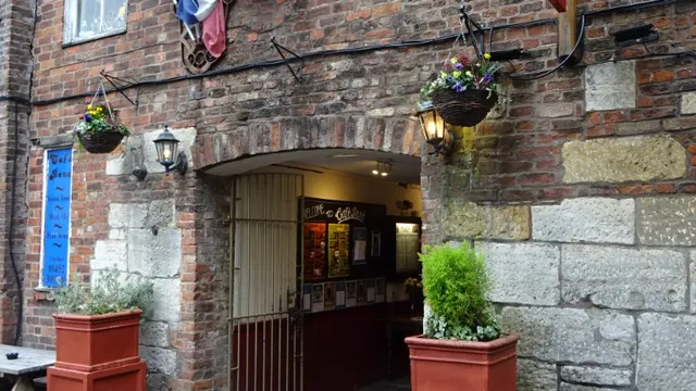 Café René in Gloucester