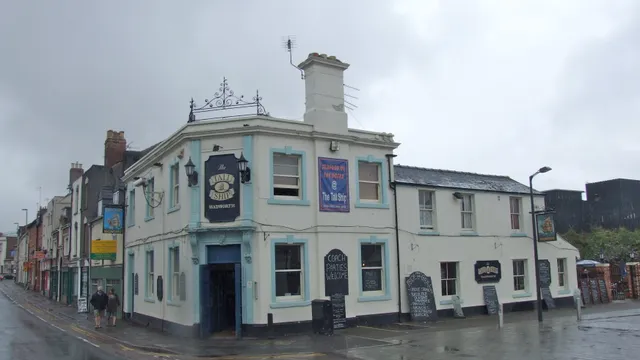 The Tall Ship Inn in Gloucester