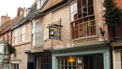 Widow Cullen's Well in Lincoln