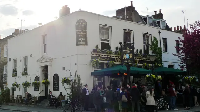 The Anglesea Arms in Westminster