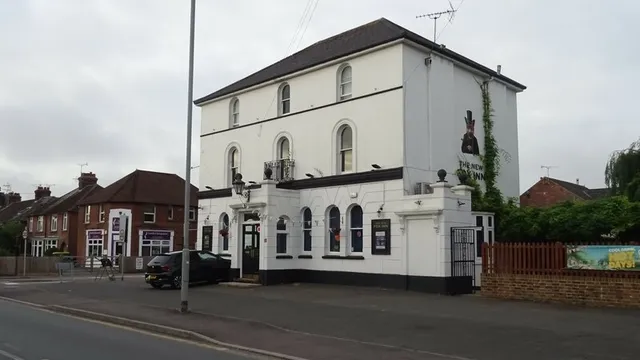The New Fox Inn in Ashford