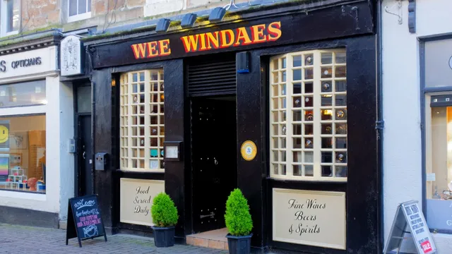 Wee Windaes in Ayr