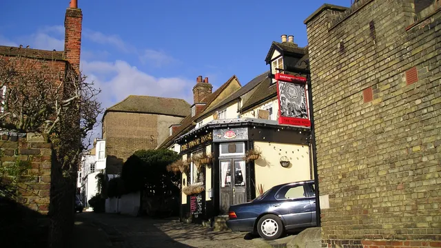 Tudor Rose in Chatham