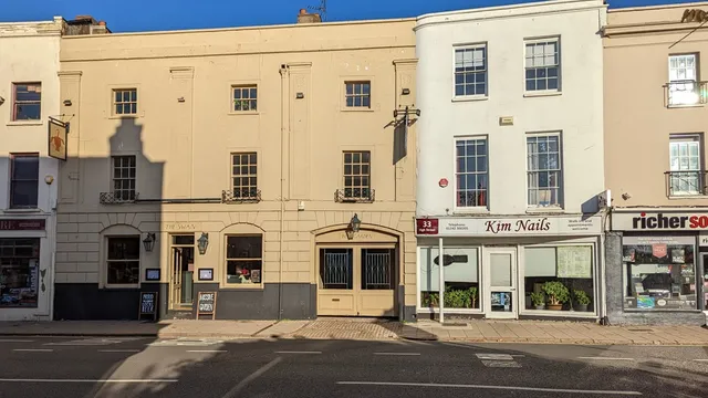 The Swan in Cheltenham
