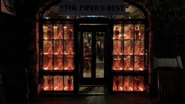 The Piper's Rest in Edinburgh