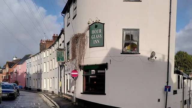 The Hour Glass in Exeter