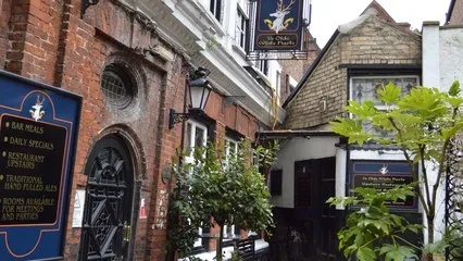 Ye Olde White Harte in Hull