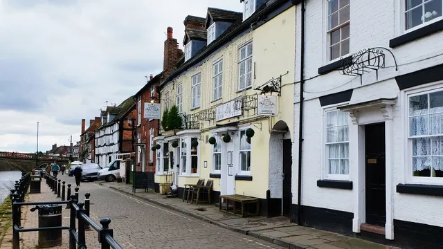 The Mug House Inn & Restaurant in Kidderminster