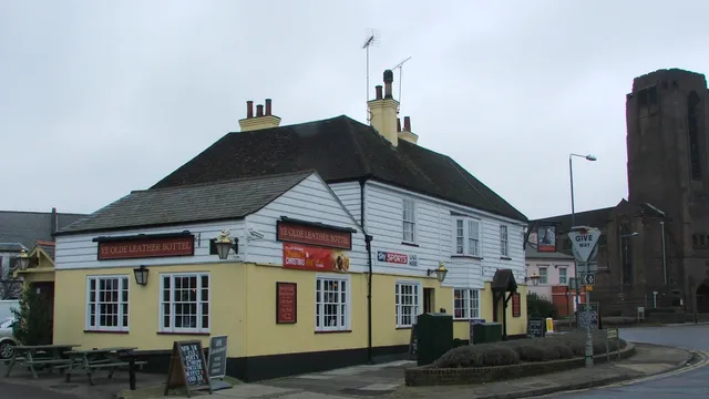 Ye Olde Leather Bottle in Northfleet