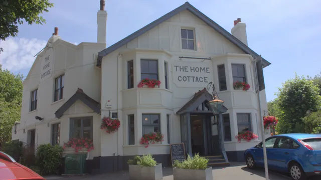 Home Cottage in Reigate