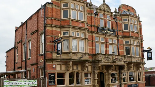 Crown in Scunthorpe