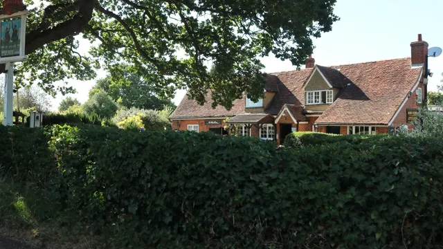 Robin Hood & Little John Rabley Heath in Stevenage