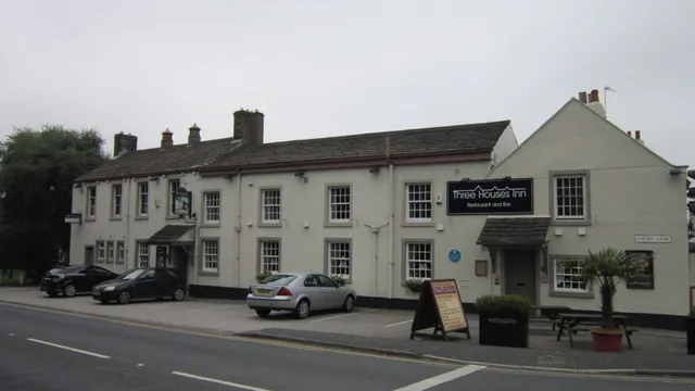 The Three Houses in Wakefield