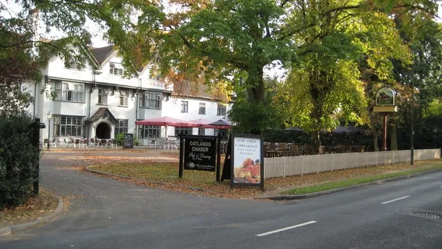 Oatlands Chaser Weybridge in Walton-on-Thames