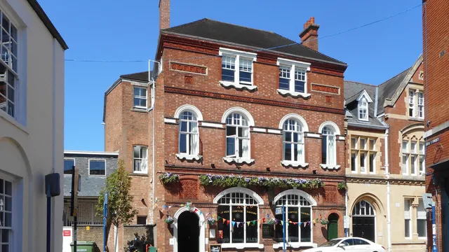 The Old Coffee Tavern in Warwick