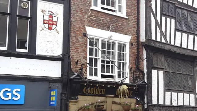 Golden Fleece York in York
